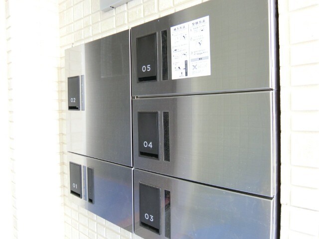 ��ʌ��z�J�s�o�˒��̃A�p�[�g�̂��̑�