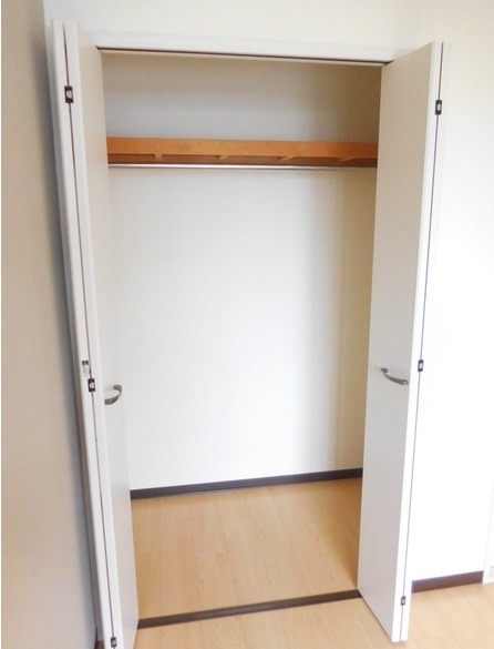 ��ʌ��������܎s�k��ޗǒ��̃A�p�[�g�̎��[