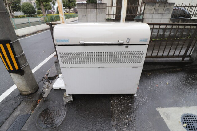 ��ʌ��������܎s�΋擌�Y�a�Q���ڂ̃A�p�[�g�̂��̑�