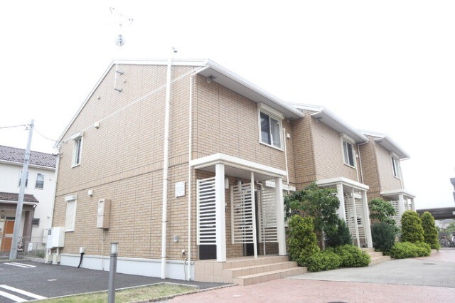 ��ʌ�����s�厚�ΐ_1117-1�̃A�p�[�g�̌����O��