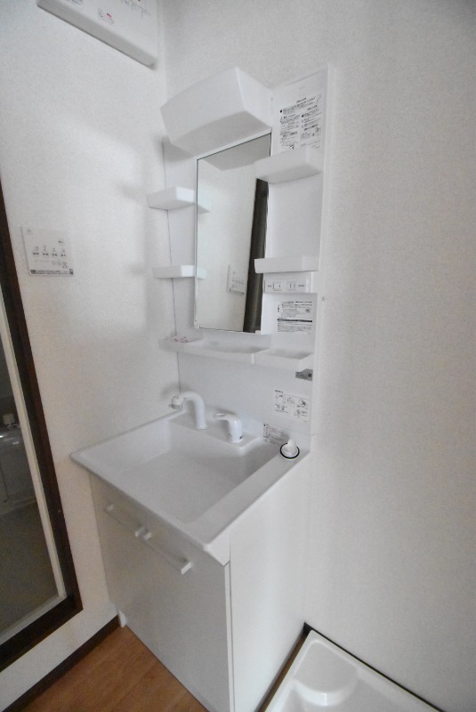 ��ʌ��������܎s������厚�@���̃A�p�[�g�̐��ʏ�