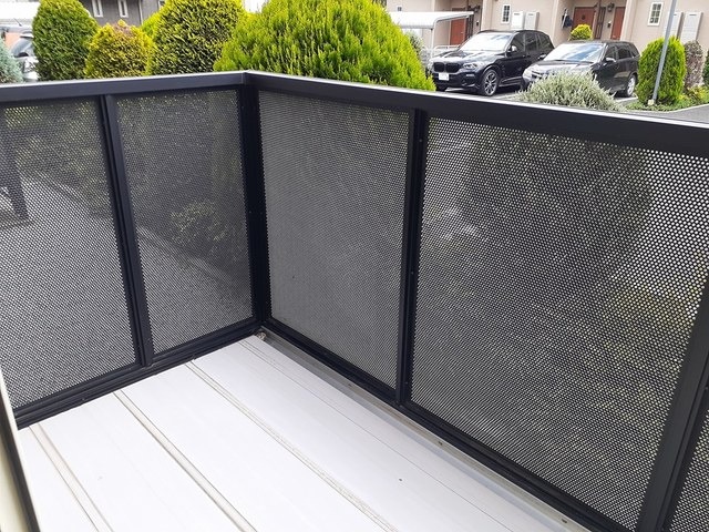 ��ʌ��������܎s����厚�w��̃A�p�[�g�̃o���R�j�[