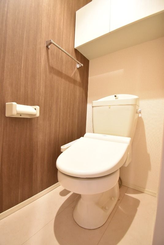 ��ʌ�����s�厚�ΐ_�̃A�p�[�g�̃g�C��