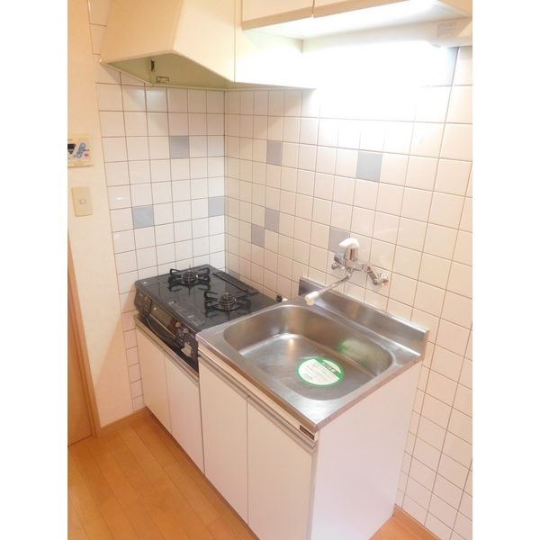 ��ʌ�����s�O�c�a�Q���ڂ̃}���V�����̃L�b�`��