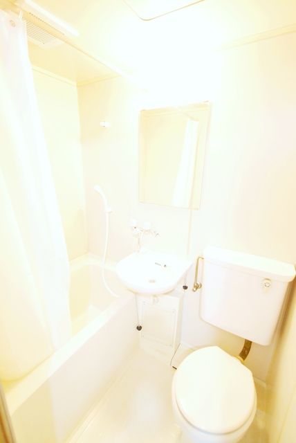 ��ʌ��������܎s�����擌��{�T���ڂ̃A�p�[�g�̃o�X