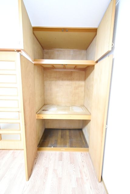 ��ʌ��������܎s�����擌��{�T���ڂ̃A�p�[�g�̎��[