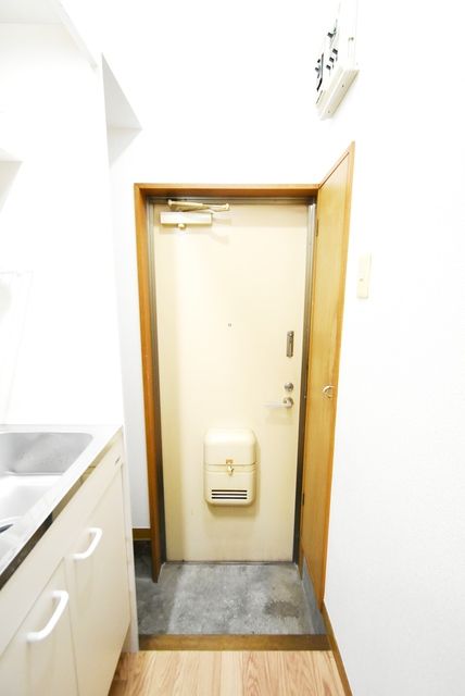 ��ʌ��������܎s�����擌��{�T���ڂ̃A�p�[�g�̌���