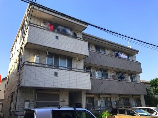 ��ʌ��������܎s�Y�a���ՂT����4-5�̃A�p�[�g�̌����O��