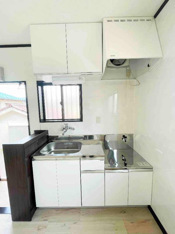 ��ʌ��������܎s����O���U���ڂ̃}���V�����̃L�b�`��