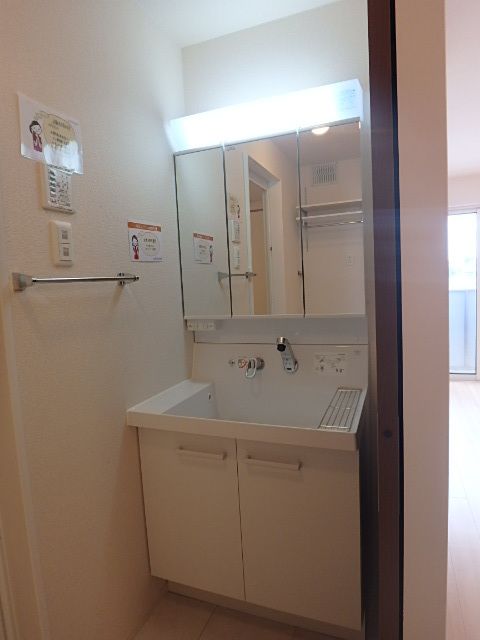 ��ʌ��������܎s������ۃ��蒬�̃A�p�[�g�̐��ʏ�