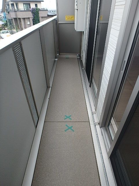 ��ʌ��������܎s������ۃ��蒬�̃A�p�[�g�̃o���R�j�[