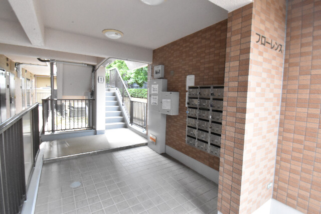 ��ʌ��z�J�s�z���J�T���ڂ̃}���V�����̃G���g�����X