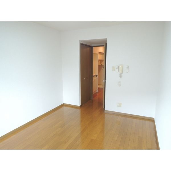 ��ʌ��z�J�s�z���J�T���ڂ̃}���V�����̂��̑������E�X�y�[�X