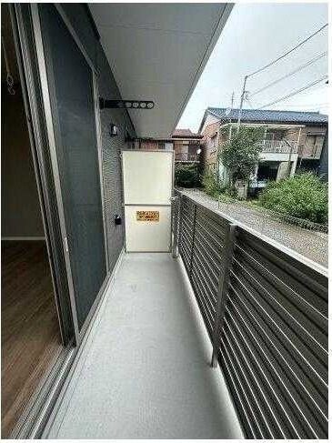 ��ʌ��������܎s�������J�T���ڂ̃A�p�[�g�̃o���R�j�[