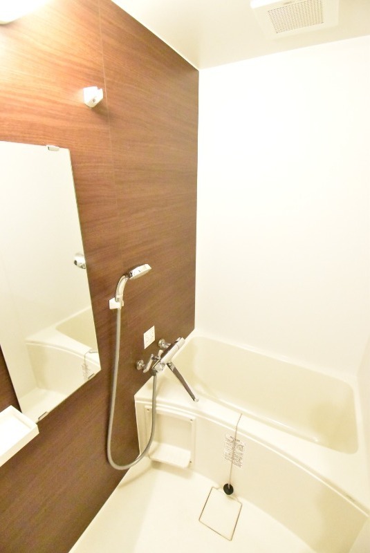 ��ʌ��������܎s�΋擌�Y�a�Q���ڂ̃}���V�����̃o�X