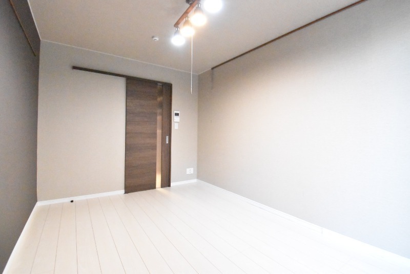 ��ʌ��������܎s�΋擌�Y�a�Q���ڂ̃}���V�����̐Q��