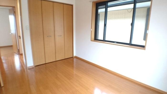 ��ʌ��������܎s�΋�厚�O���̃e���X�n�E�X�̂��̑�