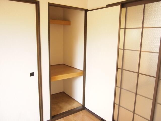 ��ʌ�����s�厚���s�̃A�p�[�g�̎��[