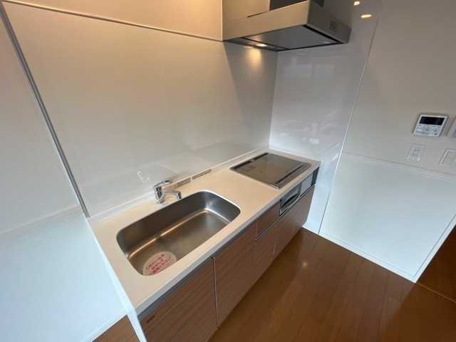 ��ʌ��������܎s�΋�����R���ڂ̃}���V�����̃L�b�`��