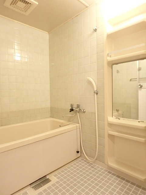 ��ʌ��������܎s�������a�c���Q���ڂ̃}���V�����̃o�X