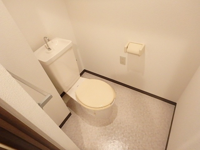 ��ʌ��������܎s�������a�c���Q���ڂ̃}���V�����̃g�C��