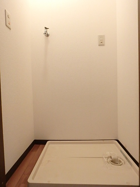 ��ʌ��������܎s�������a�c���Q���ڂ̃}���V�����̂��̑�