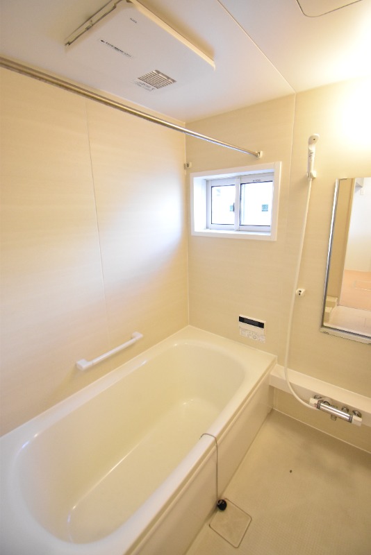 ��ʌ��������܎s�΋�����U���ڂ̃A�p�[�g�̃o�X