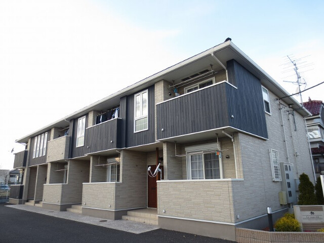 ��ʌ������s���X���ڂ̃A�p�[�g�̌����O��