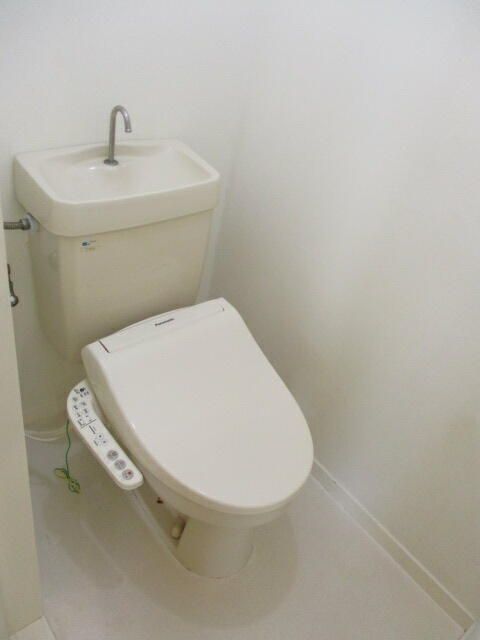 ��ʌ�����s������S���ڂ̃}���V�����̃g�C��