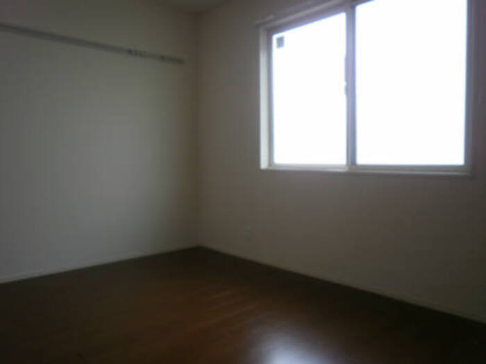 ��ʌ��������܎s�΋挴�R�Q���ڂ̃A�p�[�g�̂��̑������E�X�y�[�X