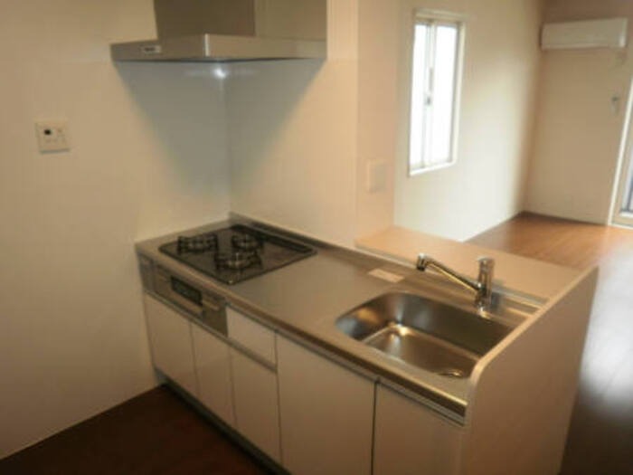 ��ʌ��������܎s�΋挴�R�Q���ڂ̃A�p�[�g�̂��̑��ݔ�