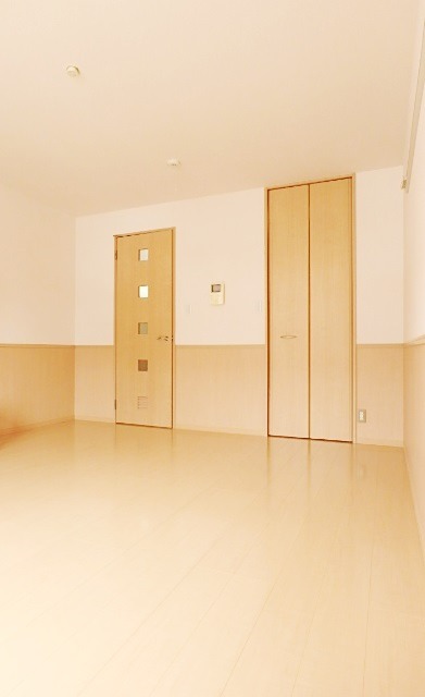 ��ʌ��������܎s�k�捡�H���̃A�p�[�g�̋��ԁE���r���O