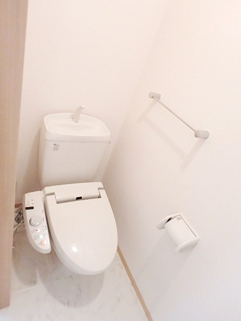 ��ʌ��������܎s�k�捡�H���̃A�p�[�g�̃g�C��