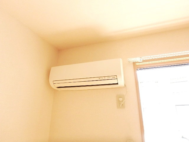 ��ʌ��������܎s�k�捡�H���̃A�p�[�g�̂��̑��ݔ�