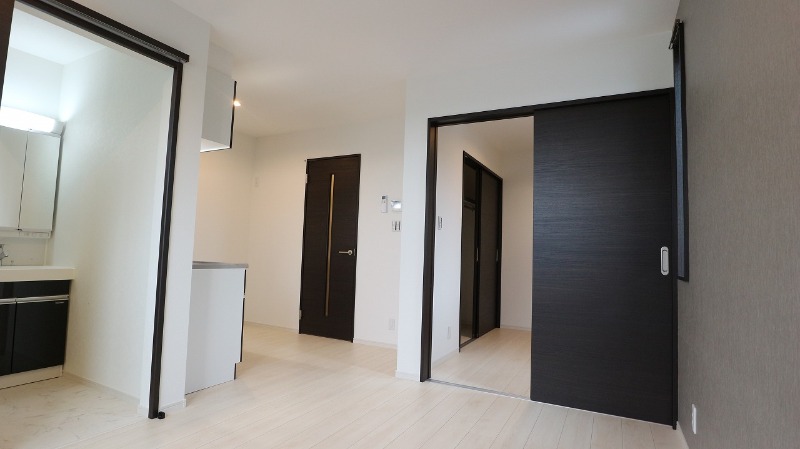 ��ʌ��z�J�s���C�N�^�E���U���ڂ̃A�p�[�g�̂��̑������E�X�y�[�X