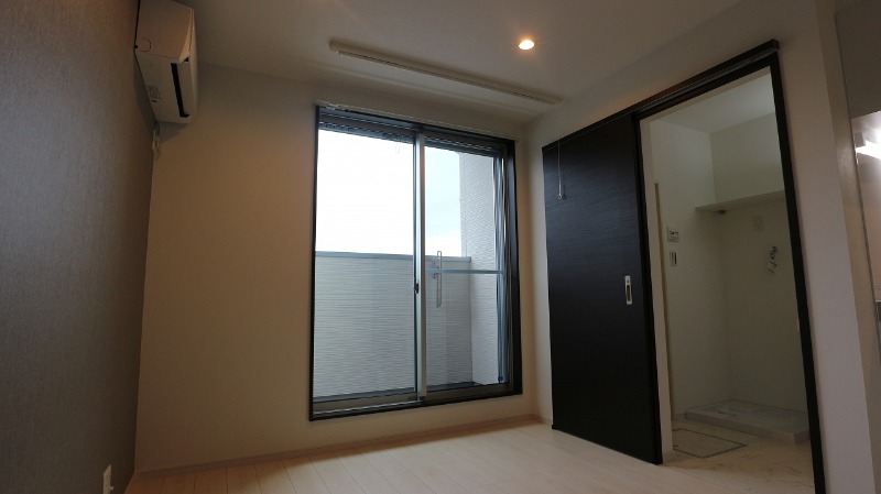 ��ʌ��z�J�s���C�N�^�E���U���ڂ̃A�p�[�g�̂��̑�