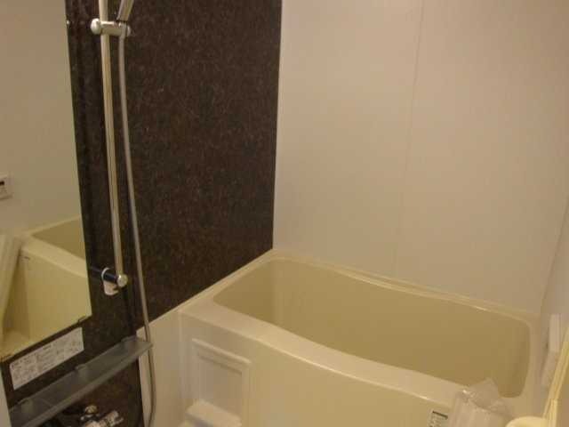 ��ʌ��������܎s�΋�厚�����̃}���V�����̃o�X