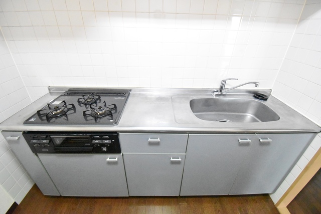 ��ʌ��z�J�s�{�{���R���ڂ̃}���V�����̃L�b�`��