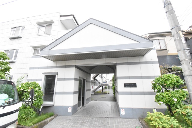 ��ʌ��z�J�s�{�{���R���ڂ̃}���V�����̃G���g�����X