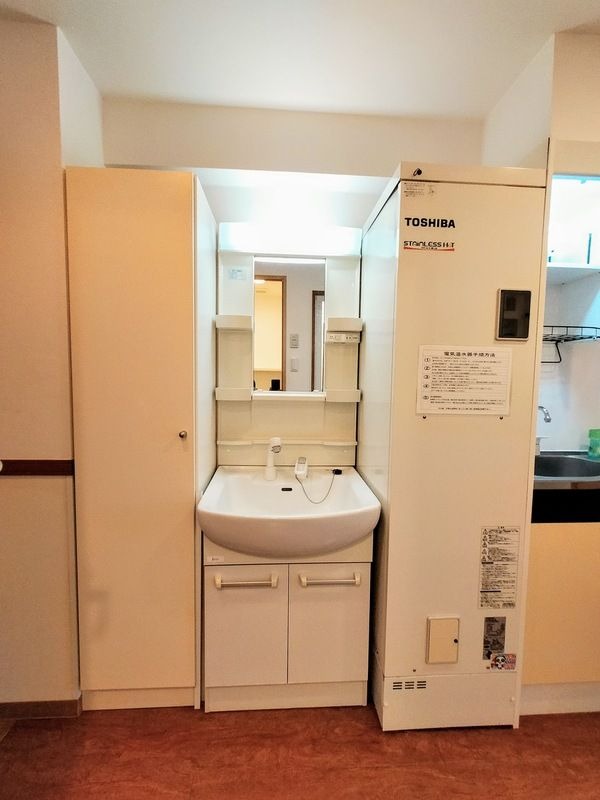 ��ʌ��������܎s�Y�a���ՂT���ڂ̃}���V�����̐��ʏ�