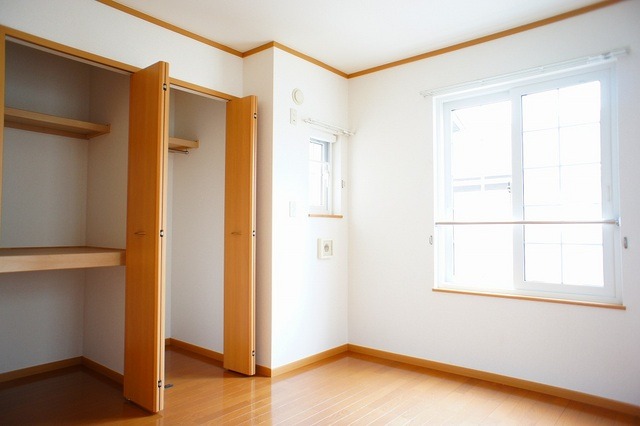 ��ʌ��z�J�s�쒬�R���ڂ̃A�p�[�g�̂��̑������E�X�y�[�X