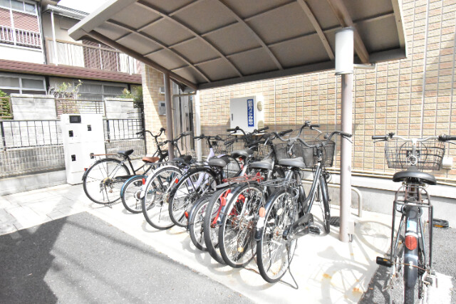 ��ʌ��z�J�s�쒬�R���ڂ̃A�p�[�g�̂��̑�