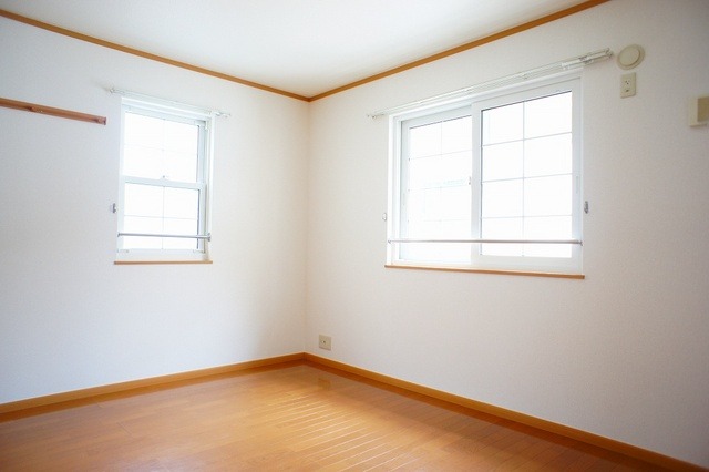 ��ʌ��z�J�s�쒬�R���ڂ̃A�p�[�g�̂��̑�