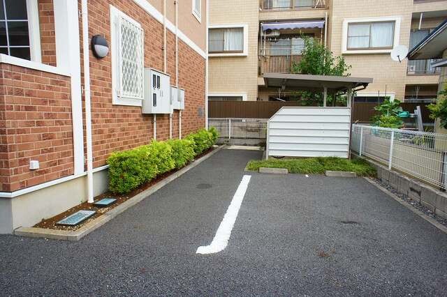 ��ʌ��z�J�s�쒬�R���ڂ̃A�p�[�g�̂��̑�