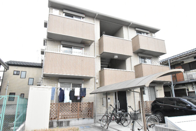 ��ʌ��z�J�s���������̃A�p�[�g�̌����O��