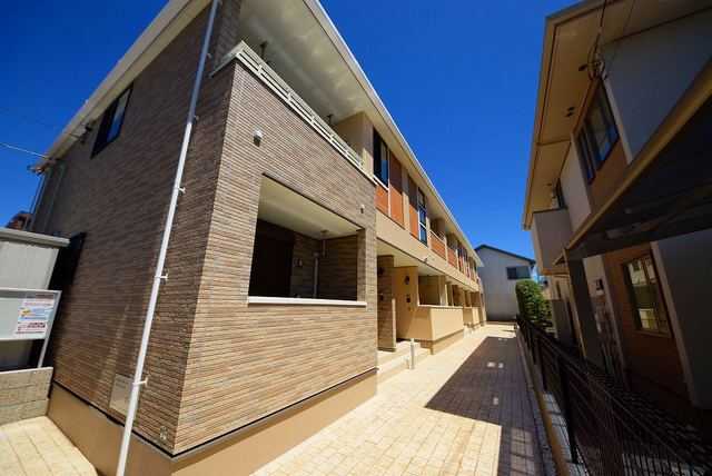 ��ʌ�����s������U����9-14�̃A�p�[�g�̌����O��