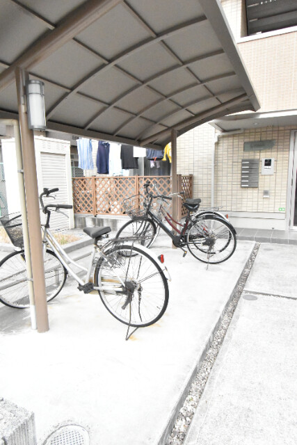 ��ʌ��z�J�s���������̃A�p�[�g�̂��̑�