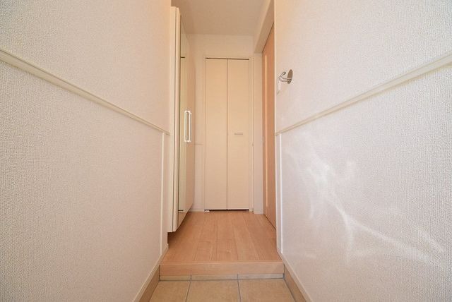 ��ʌ�����s������U���ڂ̃A�p�[�g�̌���