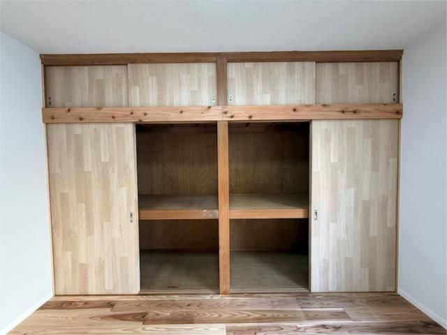 ��ʌ�����s������P���ڂ̃A�p�[�g�̎��[