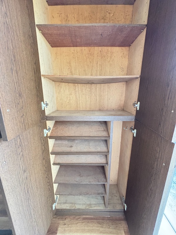 ��ʌ��������܎s����厚���m��̃A�p�[�g�̌���